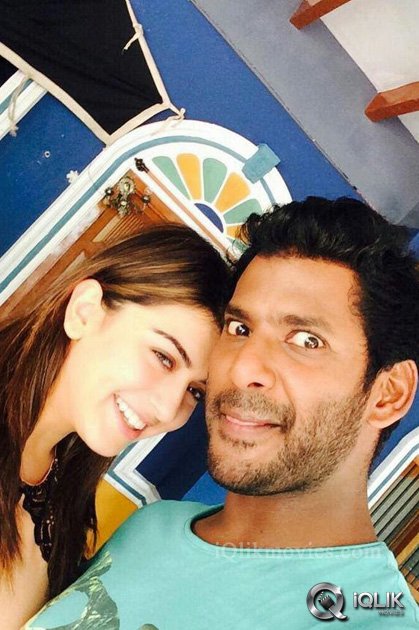 Selfies-of-Indian-Film-Celebrities